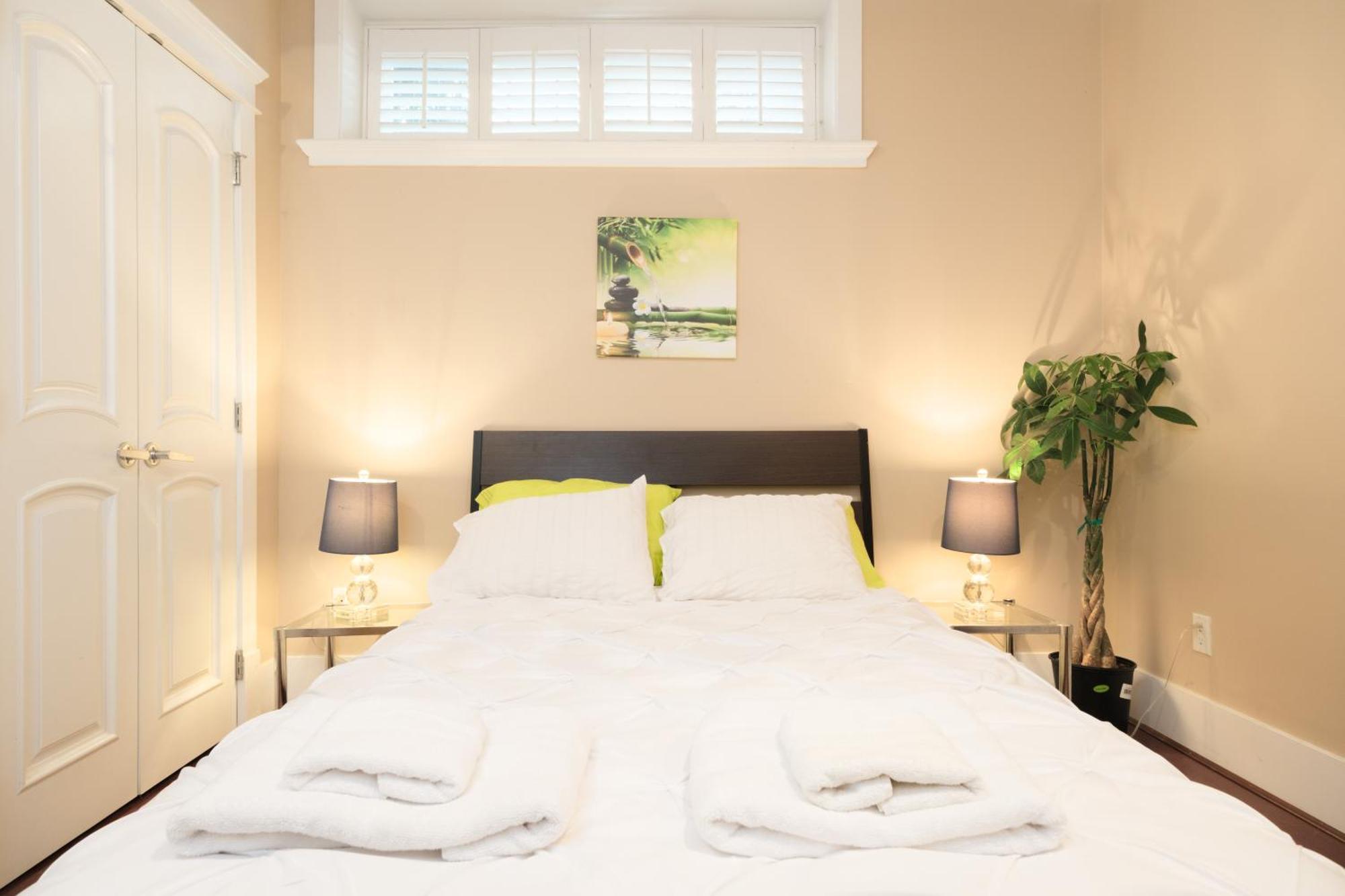 Oakridge Luxury Homestay バンクーバー エクステリア 写真
