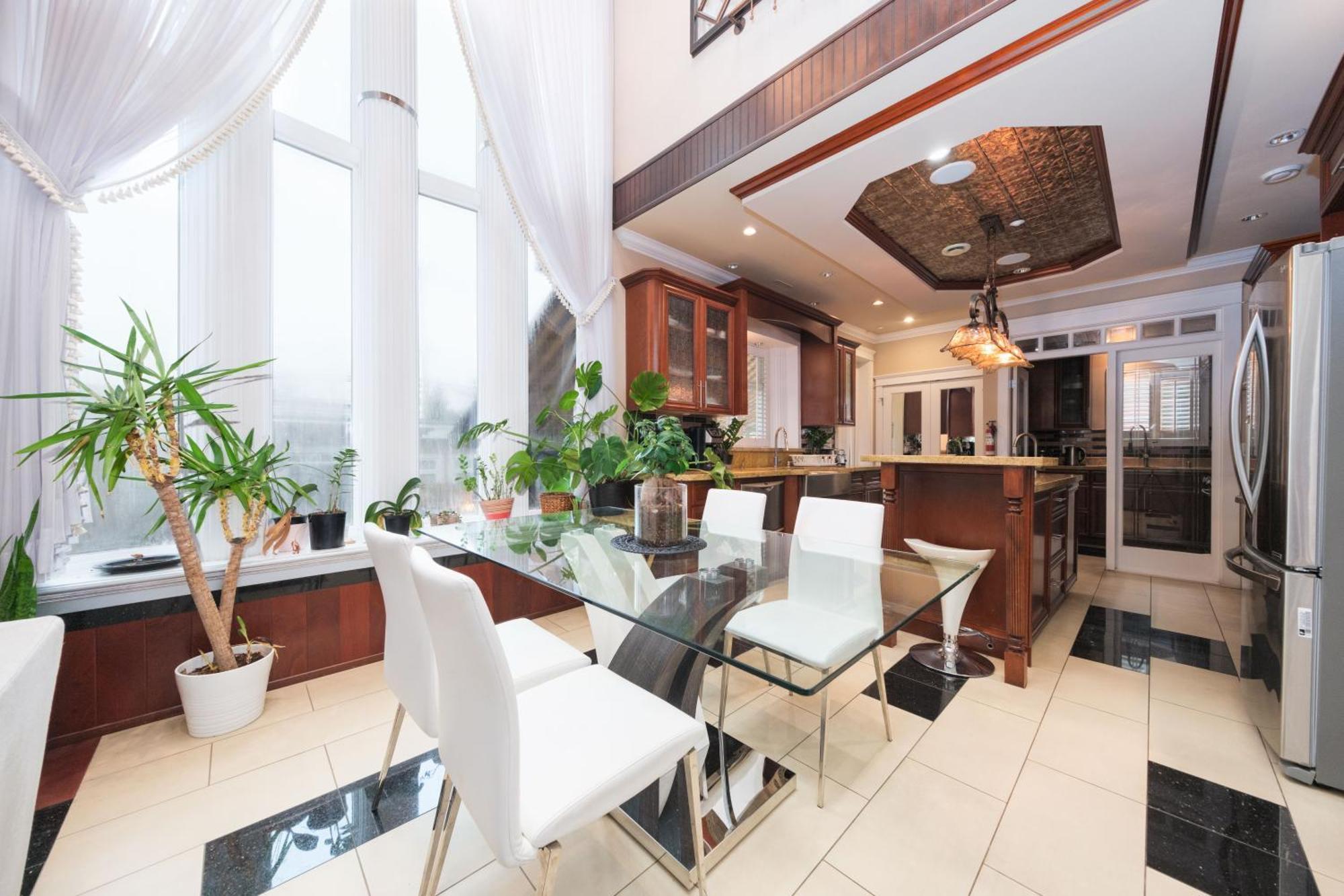 Oakridge Luxury Homestay バンクーバー エクステリア 写真